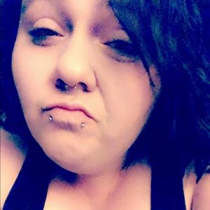 Meet your Posher, Brittney